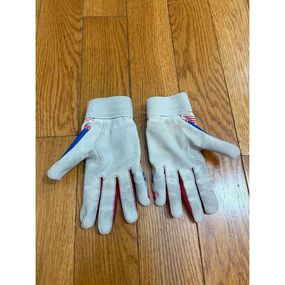 Under Armour Clean Up Youth Batting Gloves baseball Stars Stripes USA Gold
